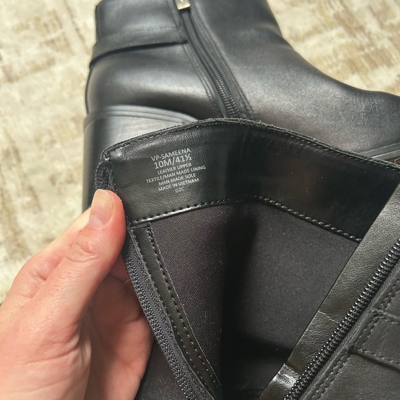 Vince Camuto Sleek Black Ankle Boots - Picture 7 of 7